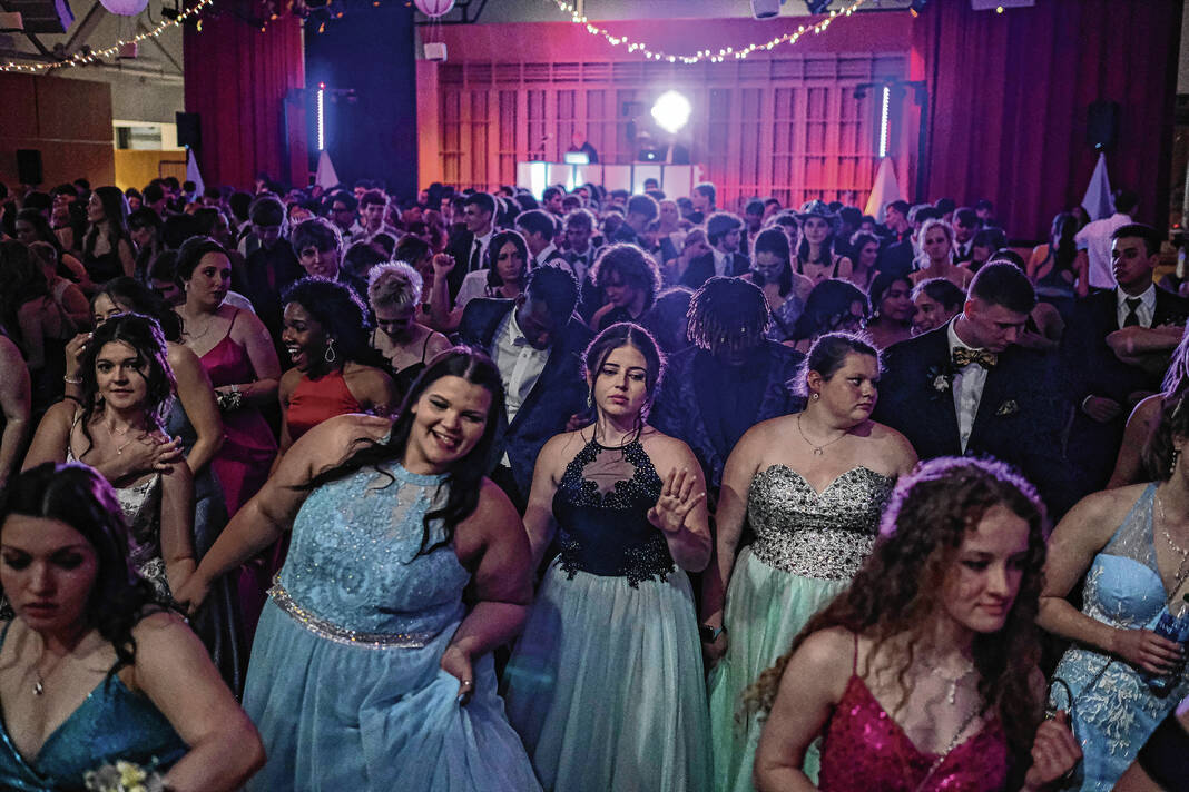 BCSC Prom set for Saturday with Hollywood theme The Republic News