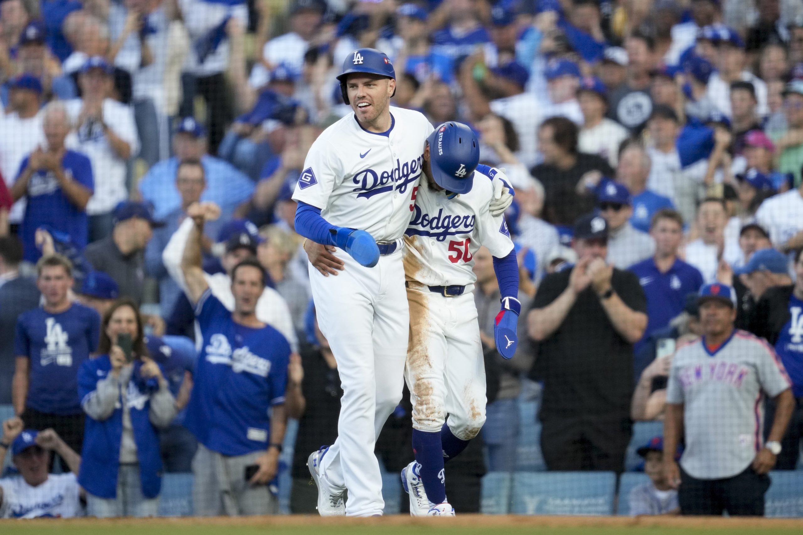 AllStar 1B Freddie Freeman out of Dodgers' lineup for Game 4 of NLCS